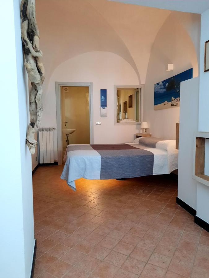 Villa Finestre Sul Mare San Lorenzo al Mare Habitación foto